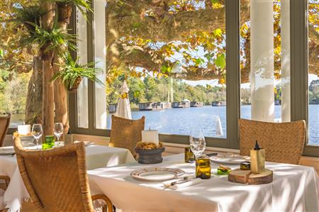 Restaurant Brindos Lac & Château Restaurant Brindos Lac & Château