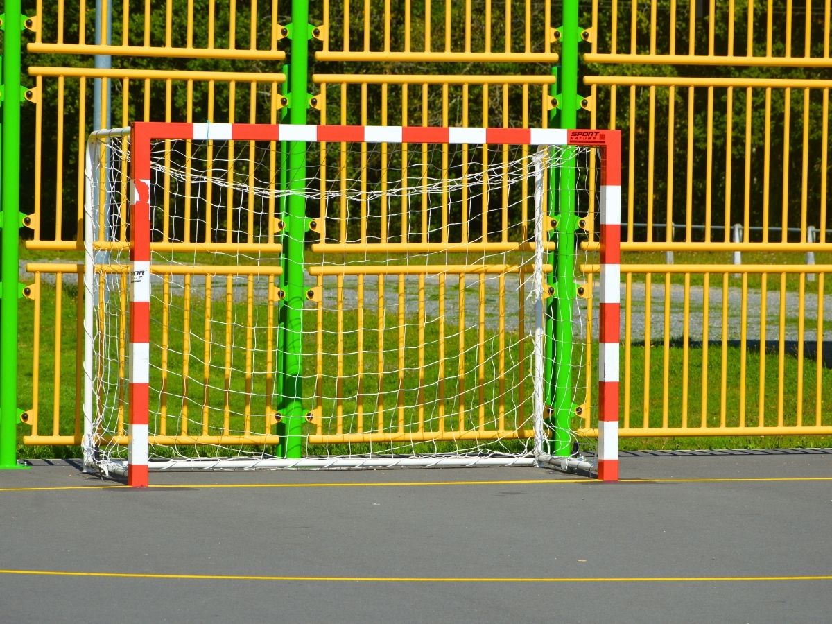 Terrain omnisports, Saint-Maurice-les-Brousses - photo 3