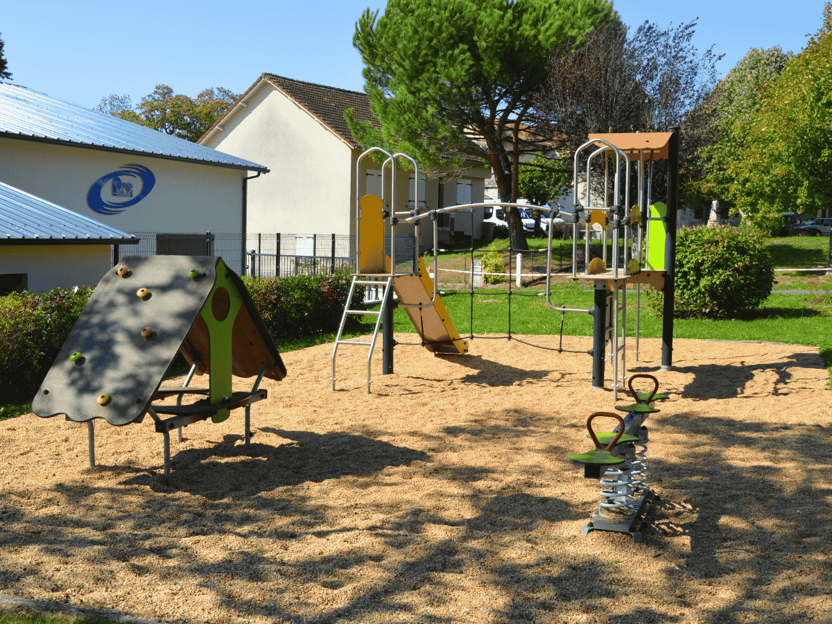 Aire de jeux pour enfants - photo 2