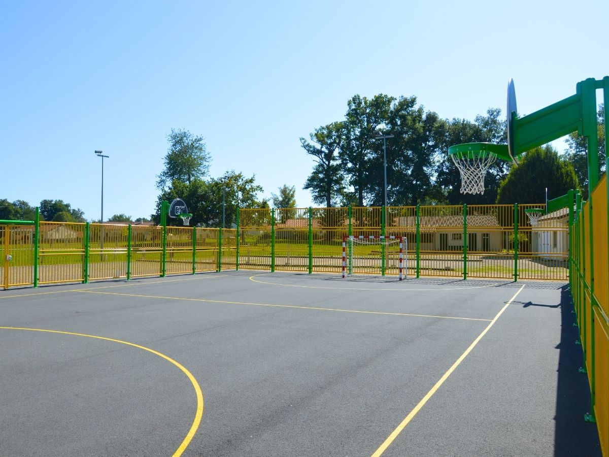 Terrain omnisports, Saint-Maurice-les-Brousses - photo 4