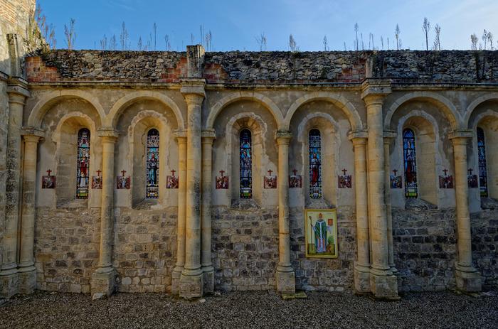 Visite guidée de l'église ruinée Sainte-Marie d'Amans