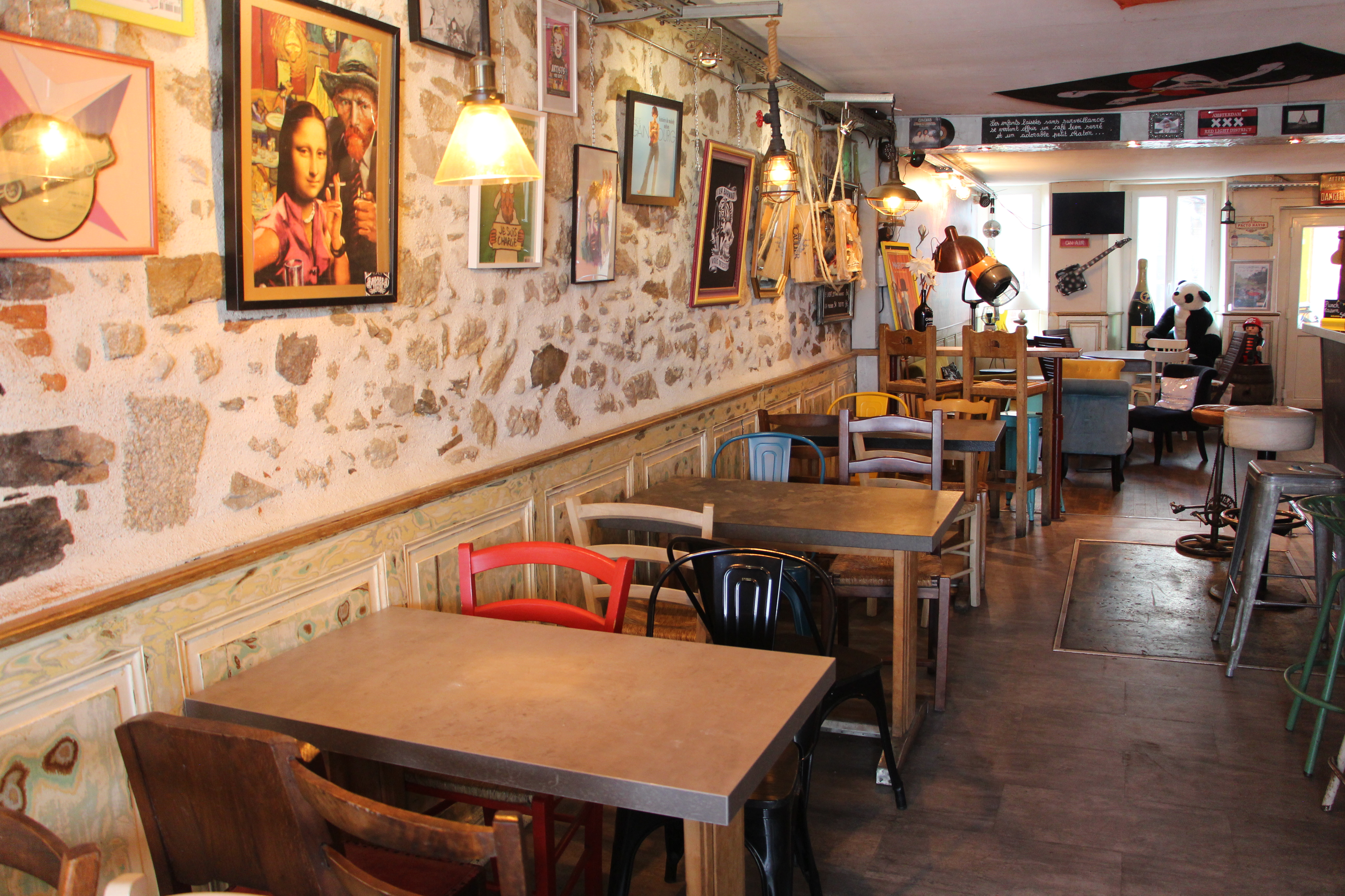 Le comptoir Dézingue — photo 2