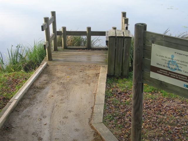 Ponton de pêche de l'étang d'Aureilhan - St Paul en Born - photo 2