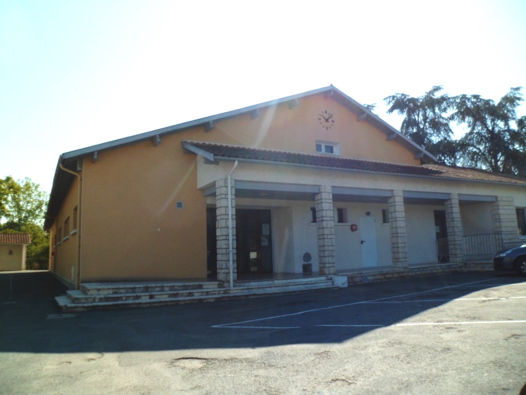 Salle des fêtes St Front de Pradoux