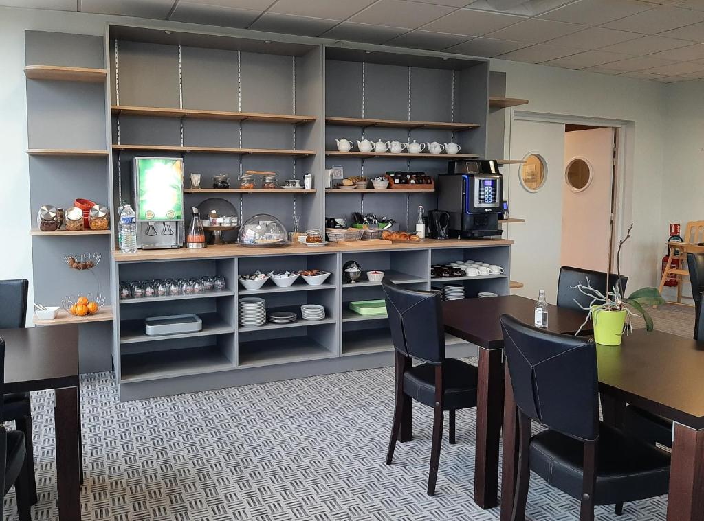 Hotel Talencia - photo 4