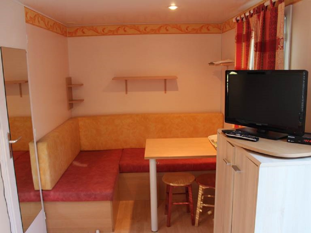 Bungalow Les Jumâtres La Chevauchée, Bussière-Dunoise - photo 2