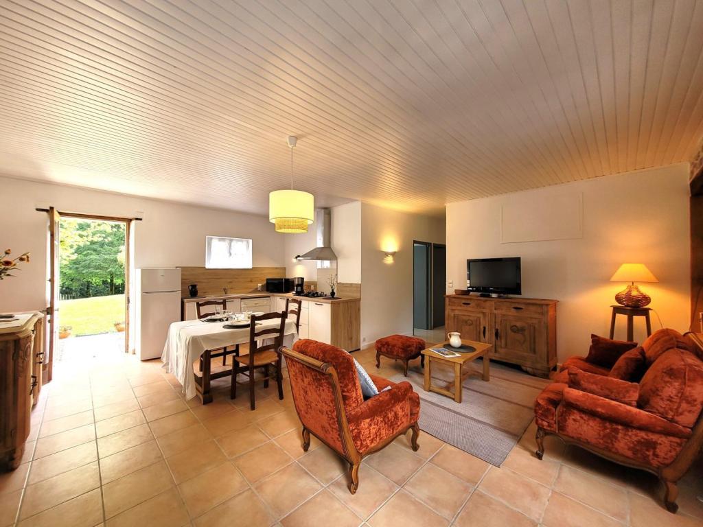 Chez Baptiste, Saint-Julien-aux-Bois