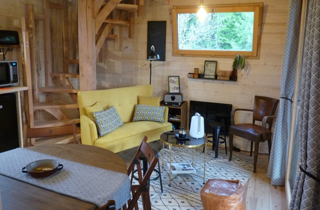 Il n'y a qu'à Banne...INYAQAB : La Grande Cabane, Cause-de-Clérans