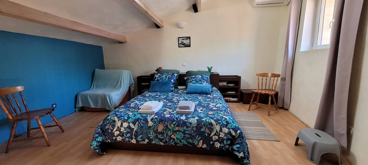 Les Sauges Rouges, Sagelat