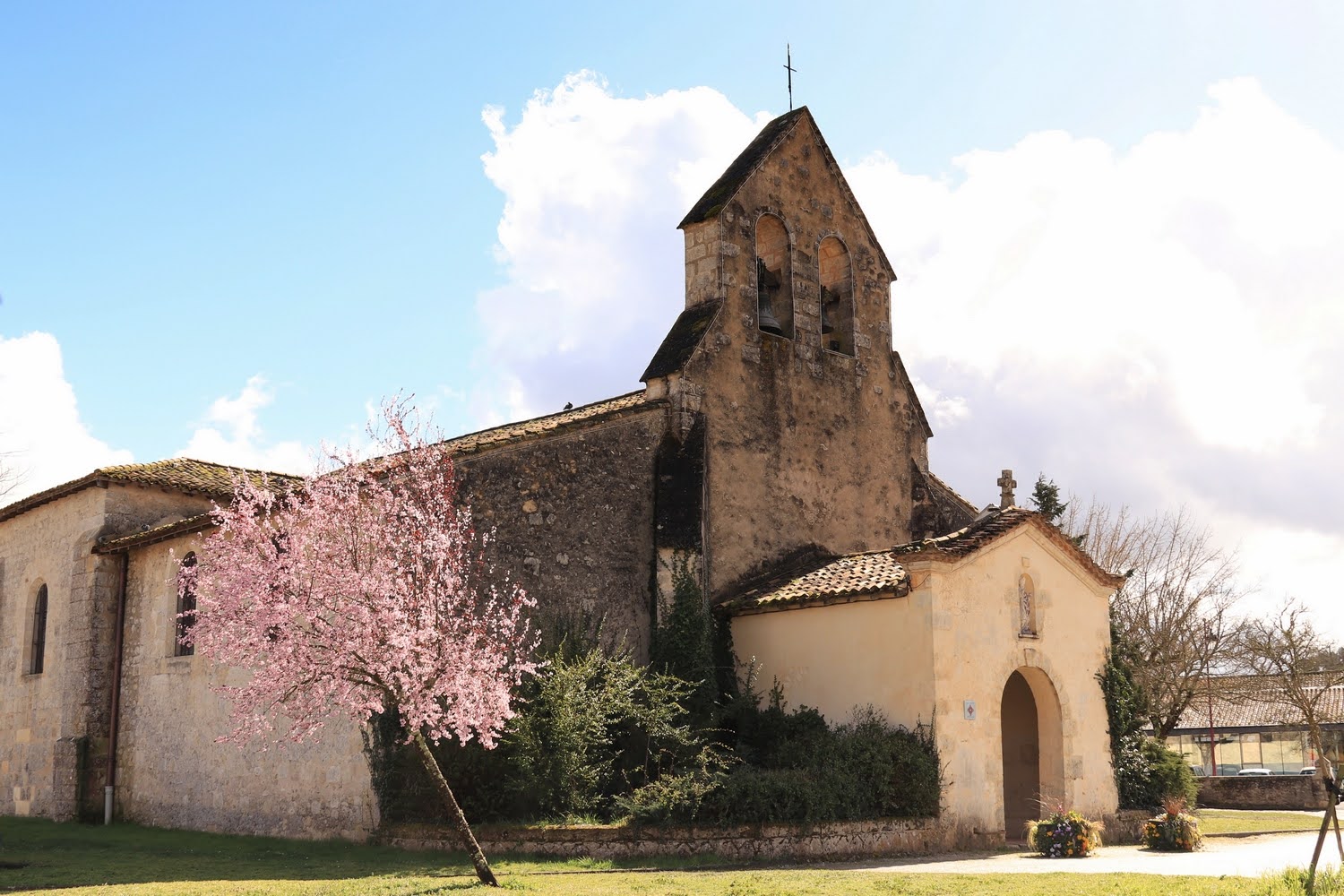 Au Pied de l'Église, Saint-Morillon