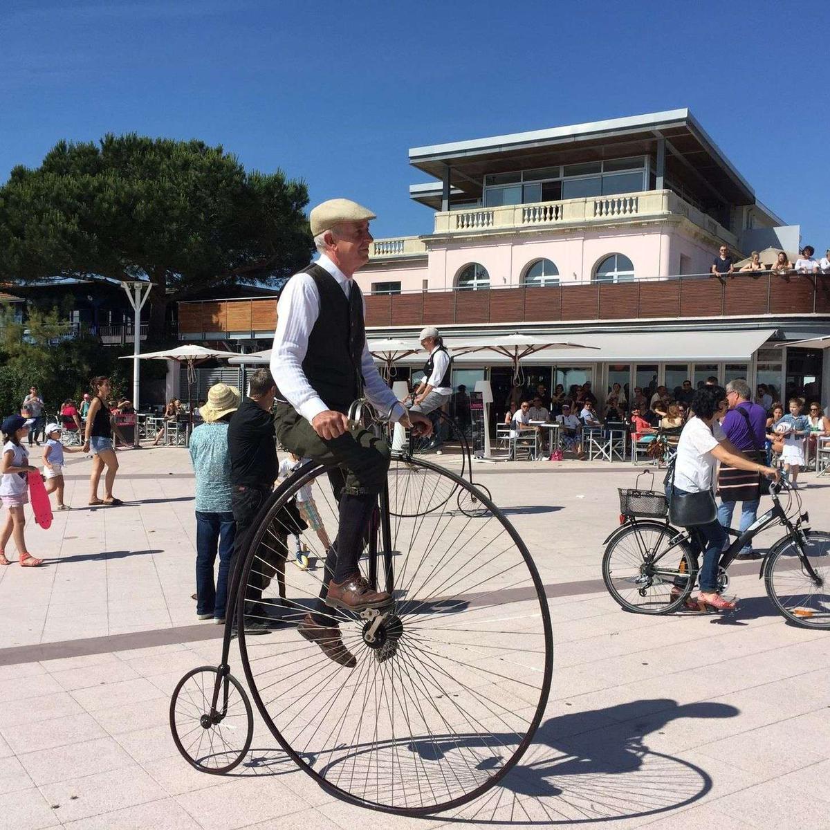 Exposition de vélos anciens