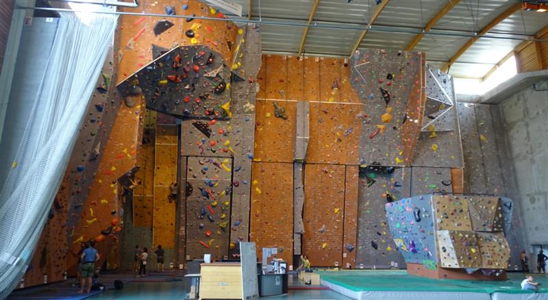 Halle des Sports : Mur d'escalade
