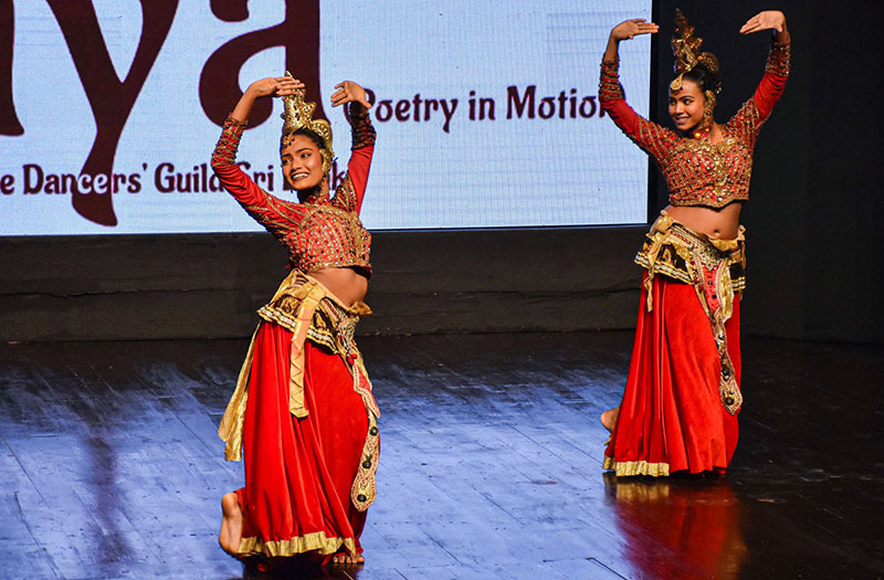 Spectacle de danse folklorique par le groupe sri-lankais CHANDANA ET LA DANCERS’ GUILD - Festival de Confolens — visuel événement