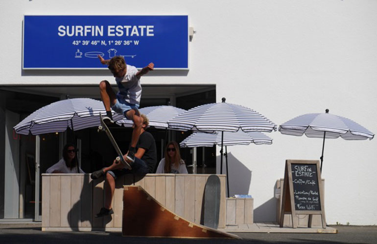 Surfin Estate — photo 2