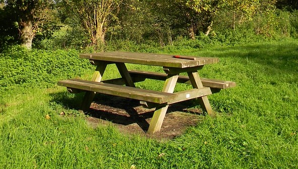 Aire de pique-nique de Castelnau