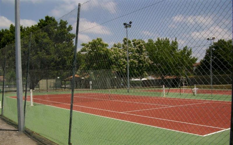 Location d'un court de tennis