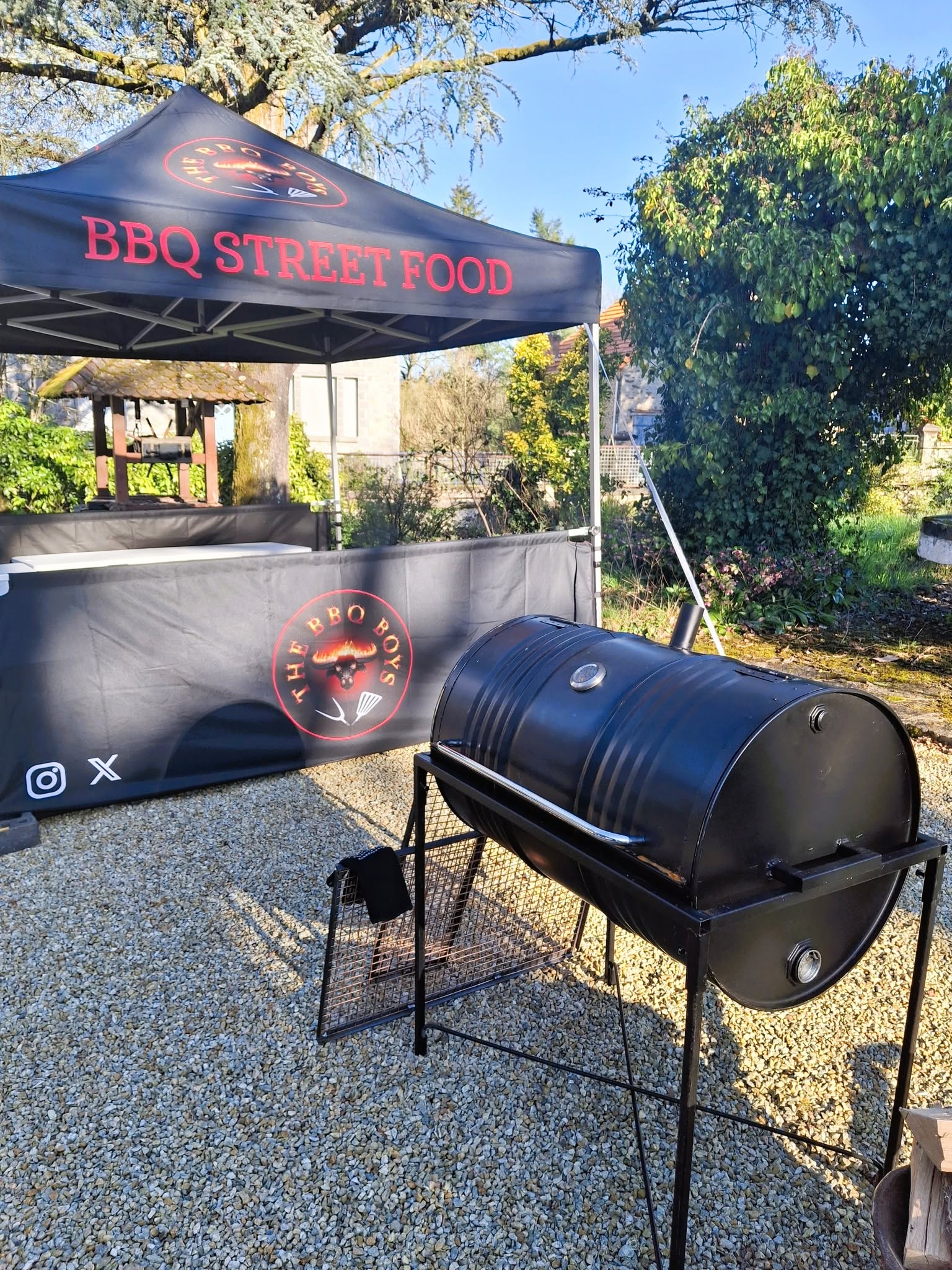 THE BBQ BOYS