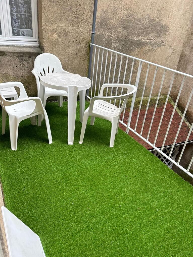 Mme Valérie RENNESSON Rue Saint-Pierre - photo 5