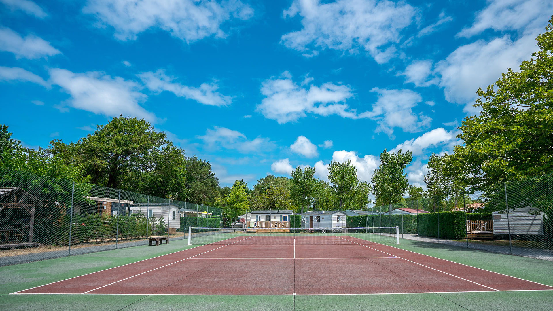 Camping Club Famille Lou Pignada - photo 2