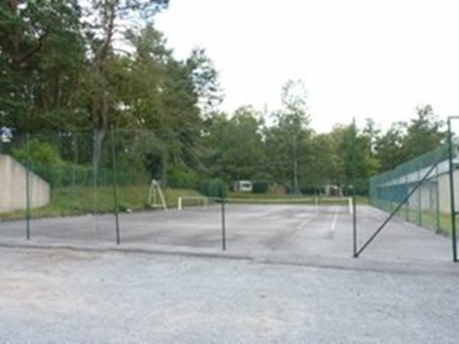 Courts de tennis de Peyrelevade