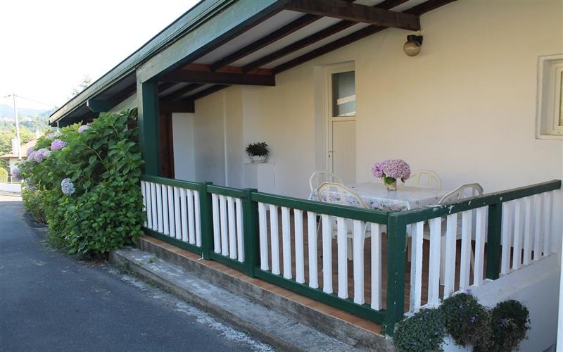 Location 99 Alzualde