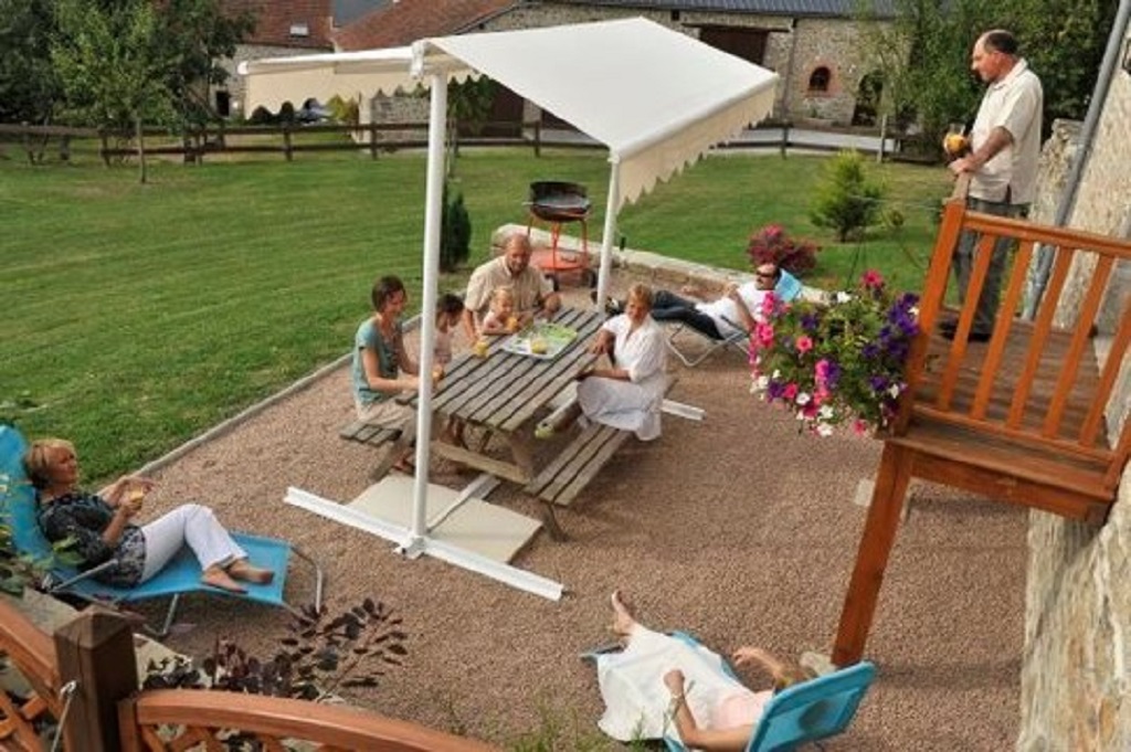 Location 'Les 2 coqs' de M. LAMBERT