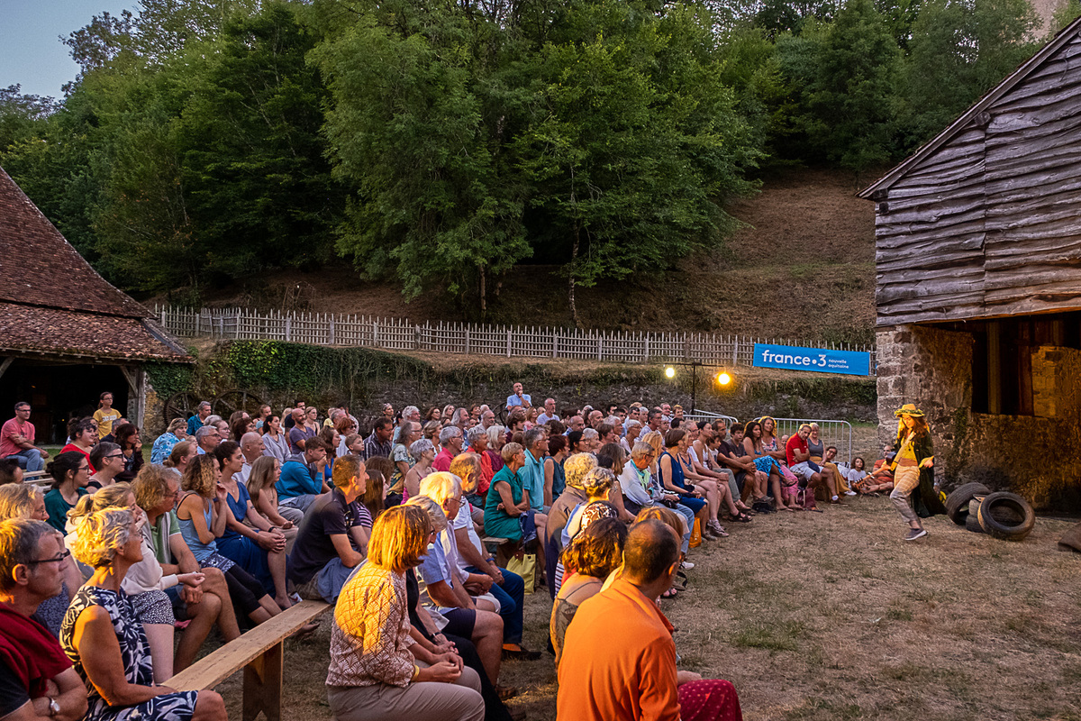 Théâtre à la forge - Le Roy d'Araucanie, Savignac-Lédrier - photo 3