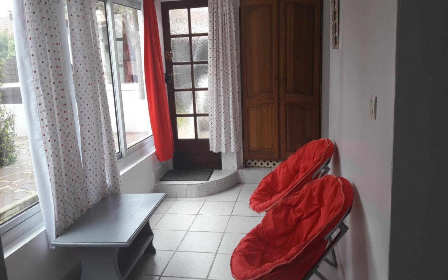 Mme OLAIZOLA, T3  dans villa pour 4 pers, centre ville, Hendaye