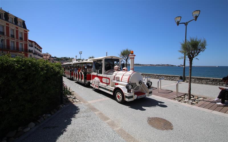 Le petit train de Saint-Jean-de-Luz