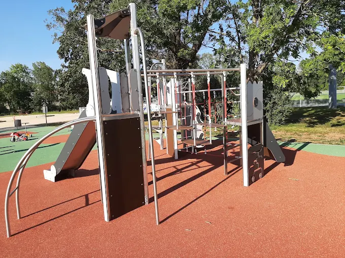 Terrain de Jeu d'Enfants du Stade Georges-André Groussard