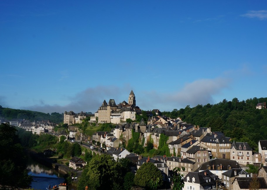 Uzerche, la "Perle du Limousin", Uzerche - photo 2
