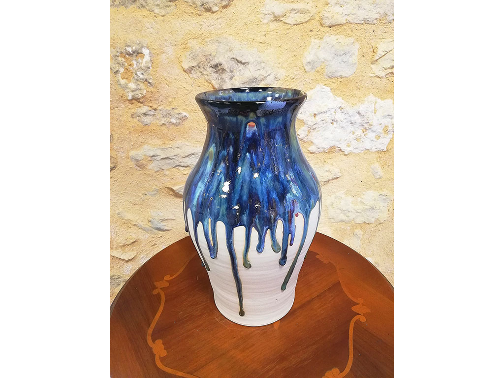 Romain Chabrot, artisan céramiste et décorateur en céramique