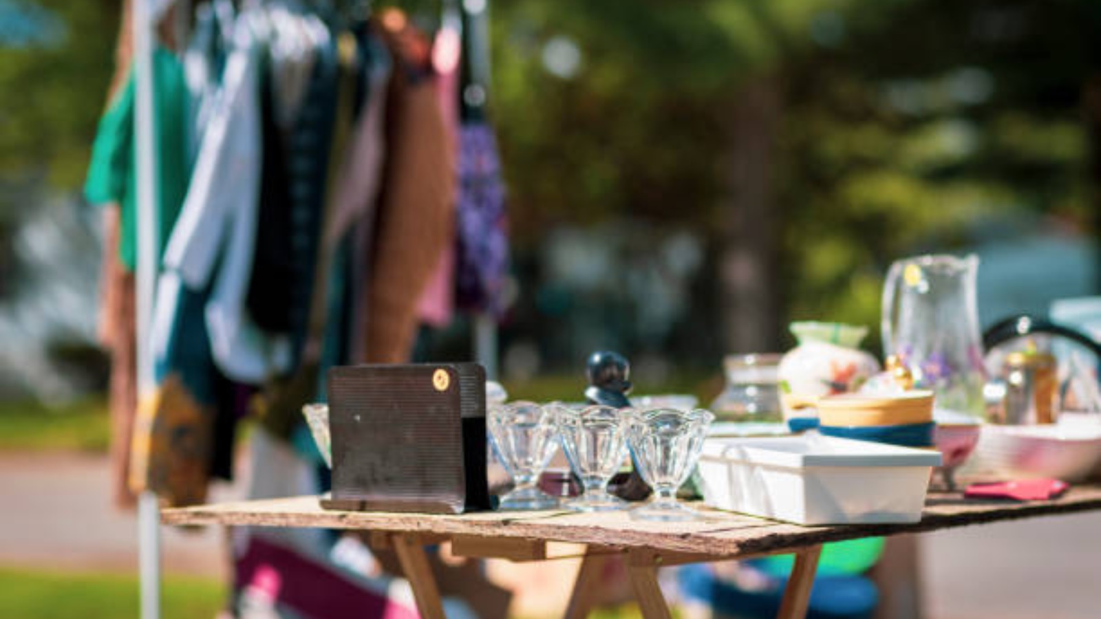 Vide grenier festif de la BIC, Ayguemorte-les-Graves - photo 2