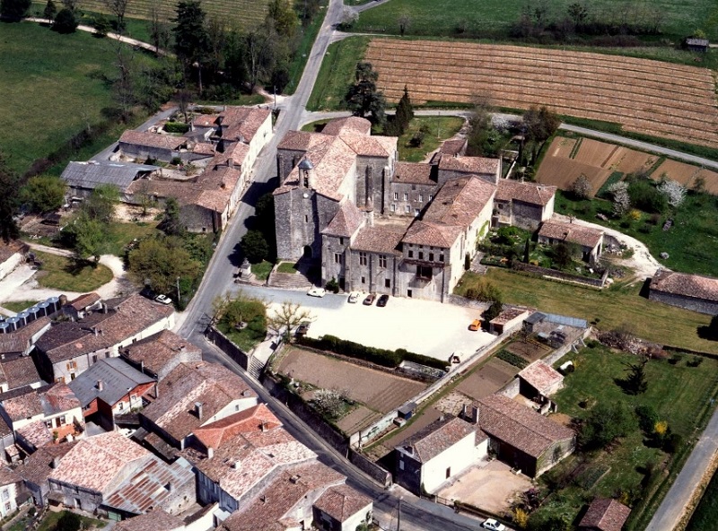 Abbaye de Saint-Ferme, Saint-Ferme
