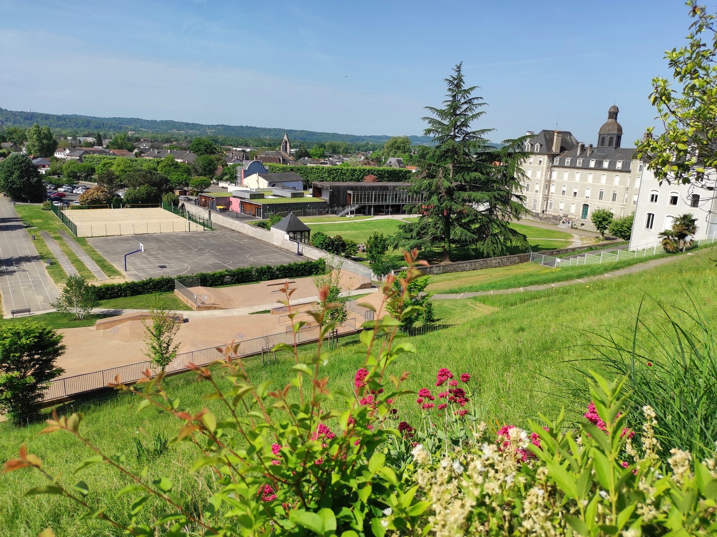 Plateau sportif Jacques Monod