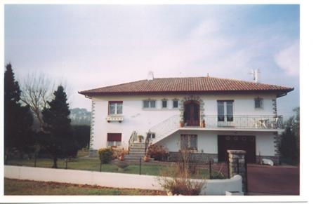 ZAMORA Hélène ZAMORA Hélène